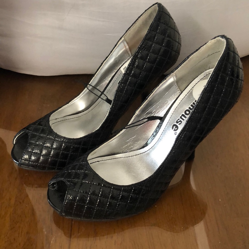 Black High Heel Shoes